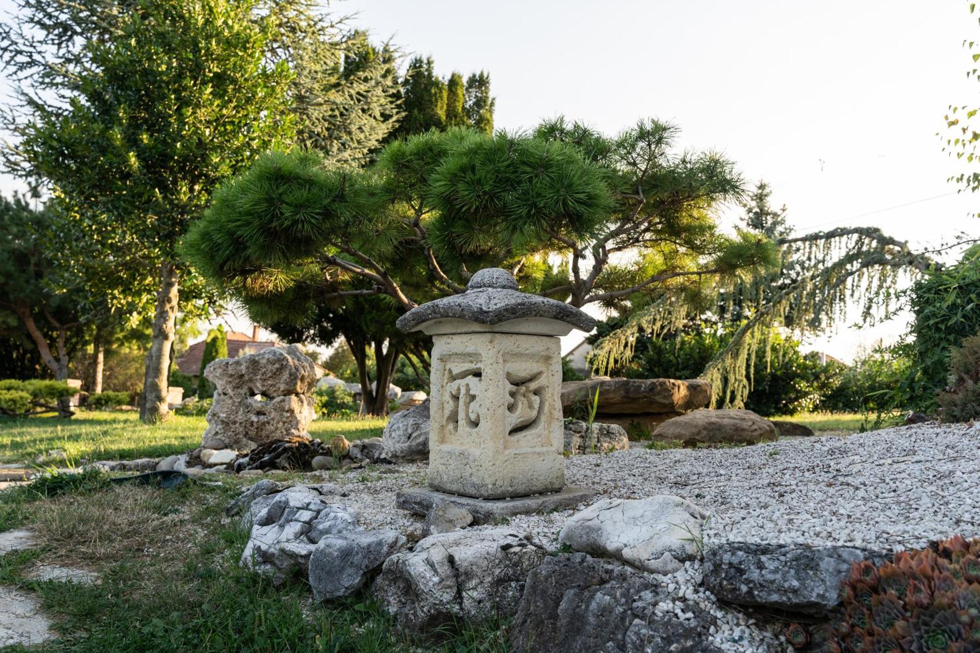 Villa Garden 佐洛埃格塞格 外观 照片