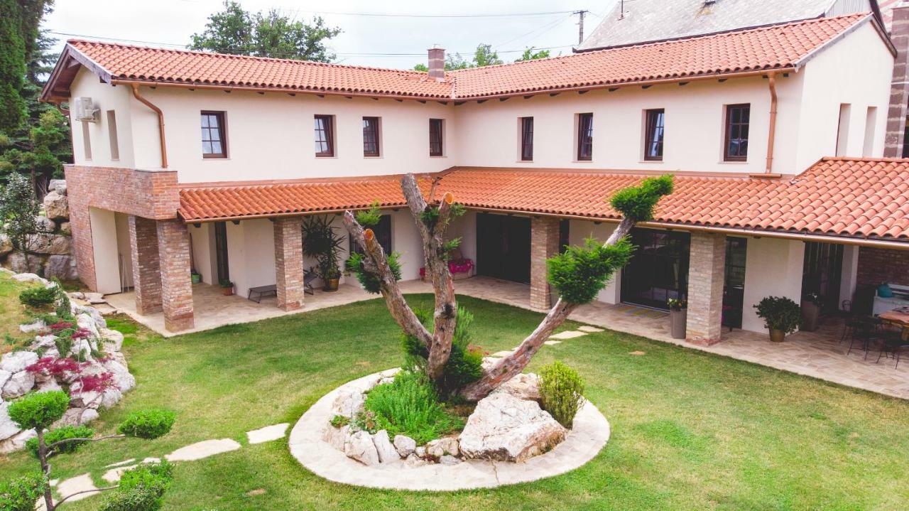Villa Garden 佐洛埃格塞格 外观 照片
